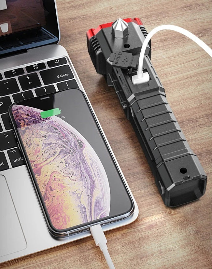 Lanterna Tática Ultra Potente Indestrutível Braddock Neo